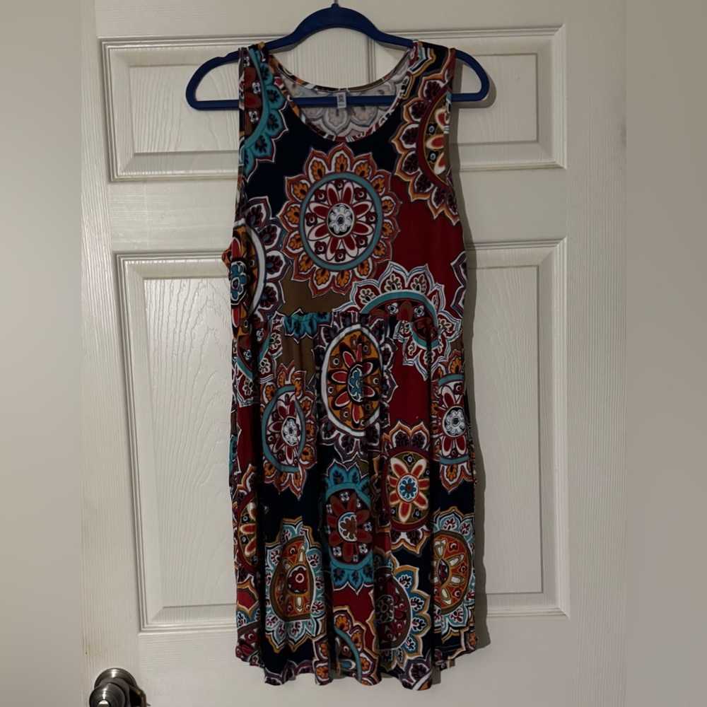 Colorful Sleeveless Patterned Dress